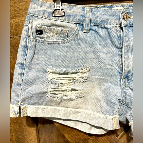 EUC Like New KanCan Light Wash Cuffed Denim Shorts - Picture 3 of 14